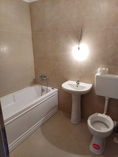 Grand Arena, Dealu' Alunis,